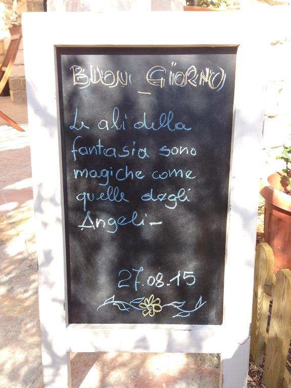 Casale Degli Angeli Bed & Breakfast